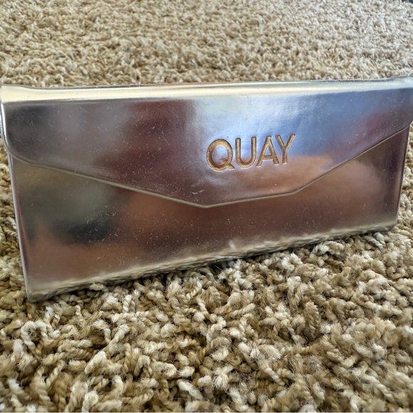QUAY High Profile Sunglasses NWOT - Picture 2 of 10